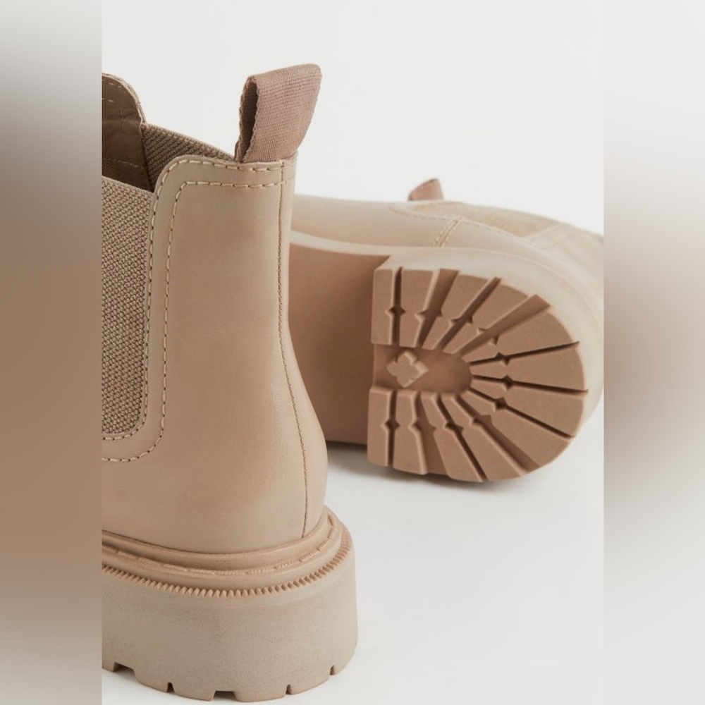 Tan Chelsea Boots